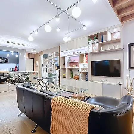 Apartment Elegant Duplex With Garden Near The Eiffel Tower *