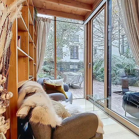 Elegant Duplex With Garden Near The Eiffel Tower Paris