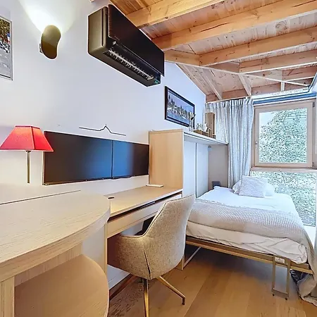 Elegant Duplex With Garden Near The Eiffel Tower Paris