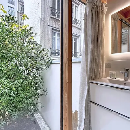 Elegant Duplex With Garden Near The Eiffel Tower Apartment *