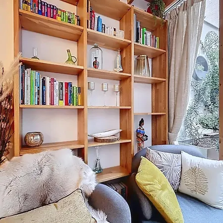 Elegant Duplex With Garden Near The Eiffel Tower * Parigi